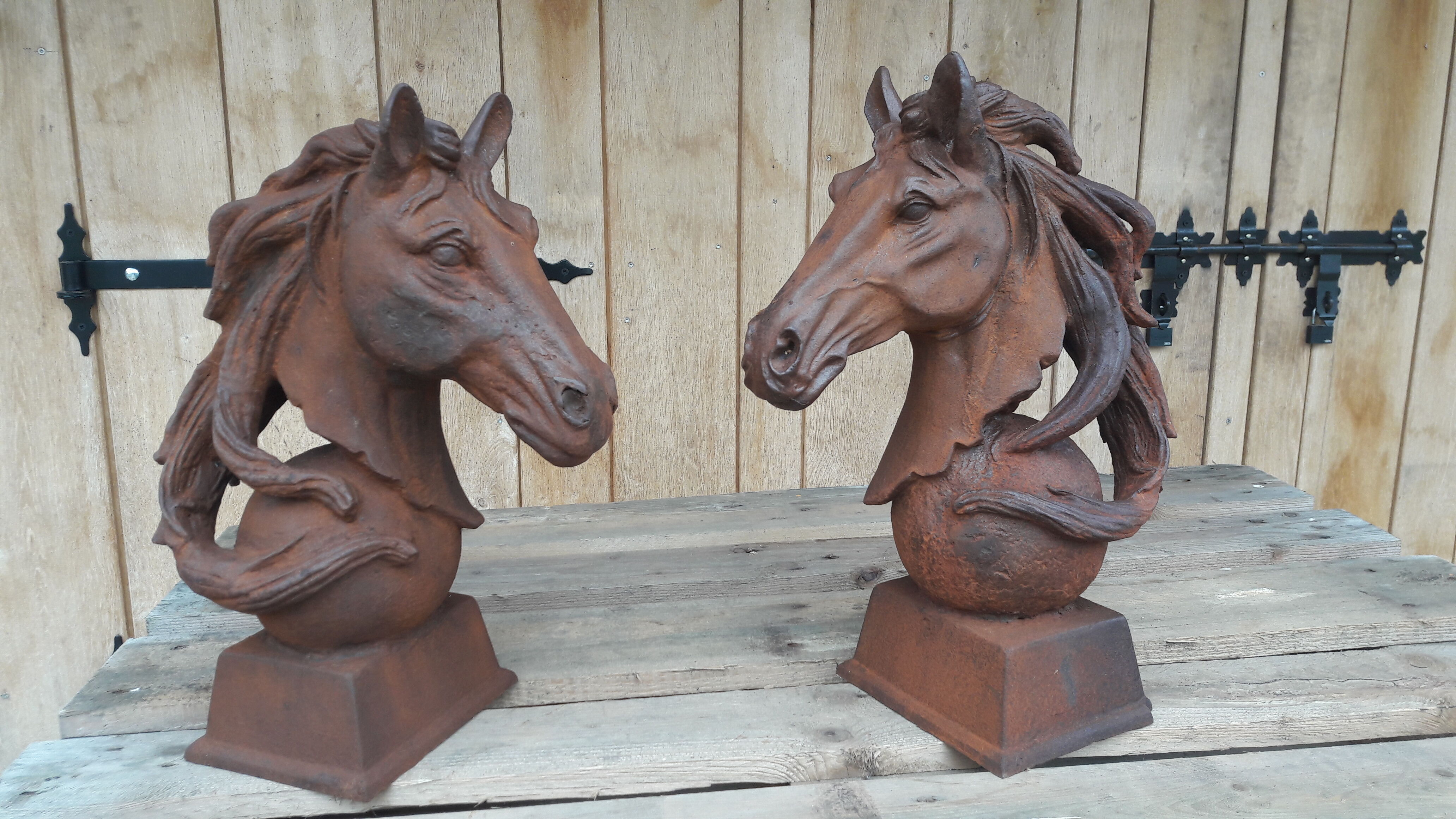 Pferdebüste , Pferdekopfe , Skulpturen