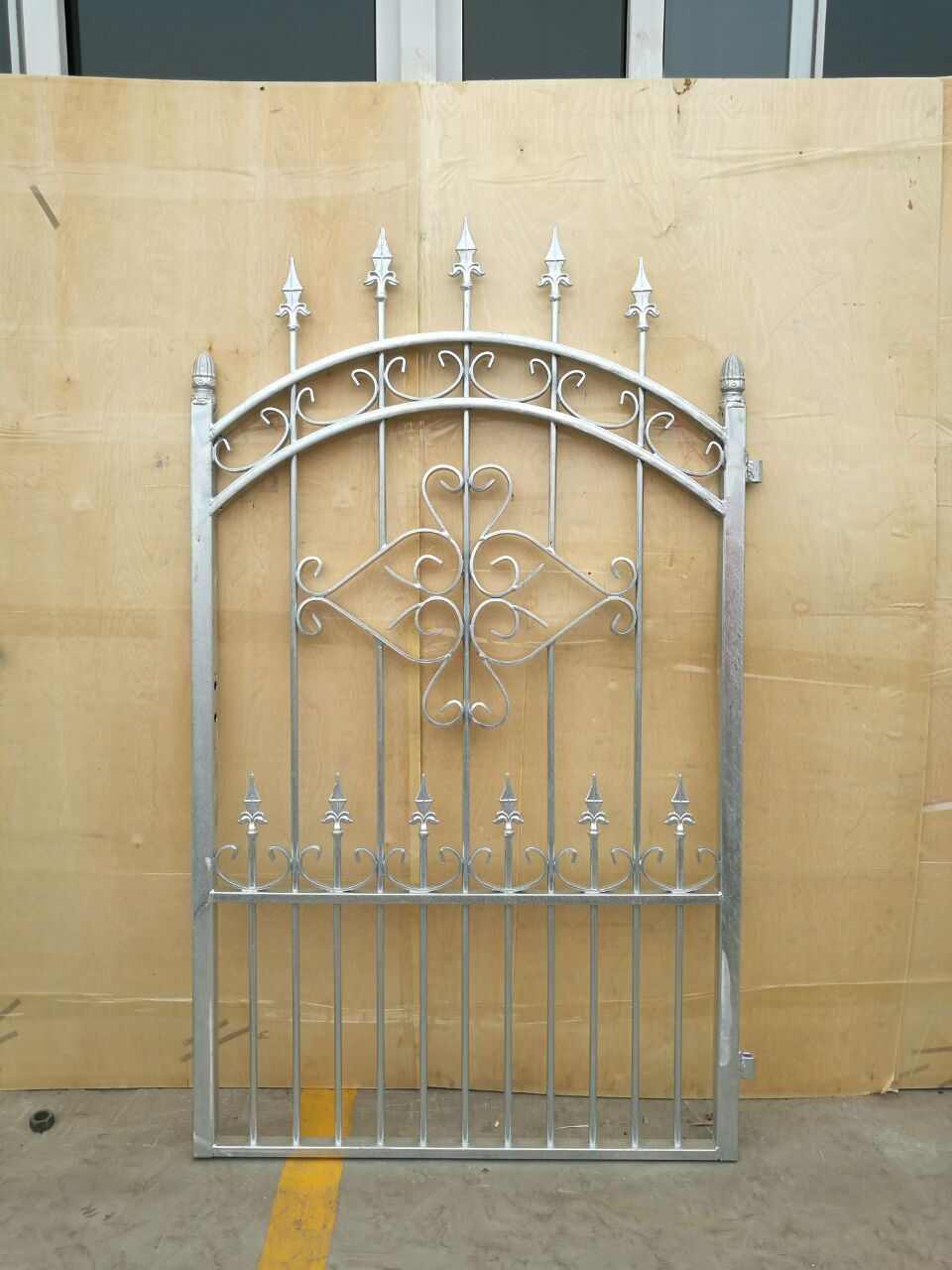 Tor-G1007 Gartentor Drehtor Einfahrtstor Tor Pforte mit Pfosten und Schloß