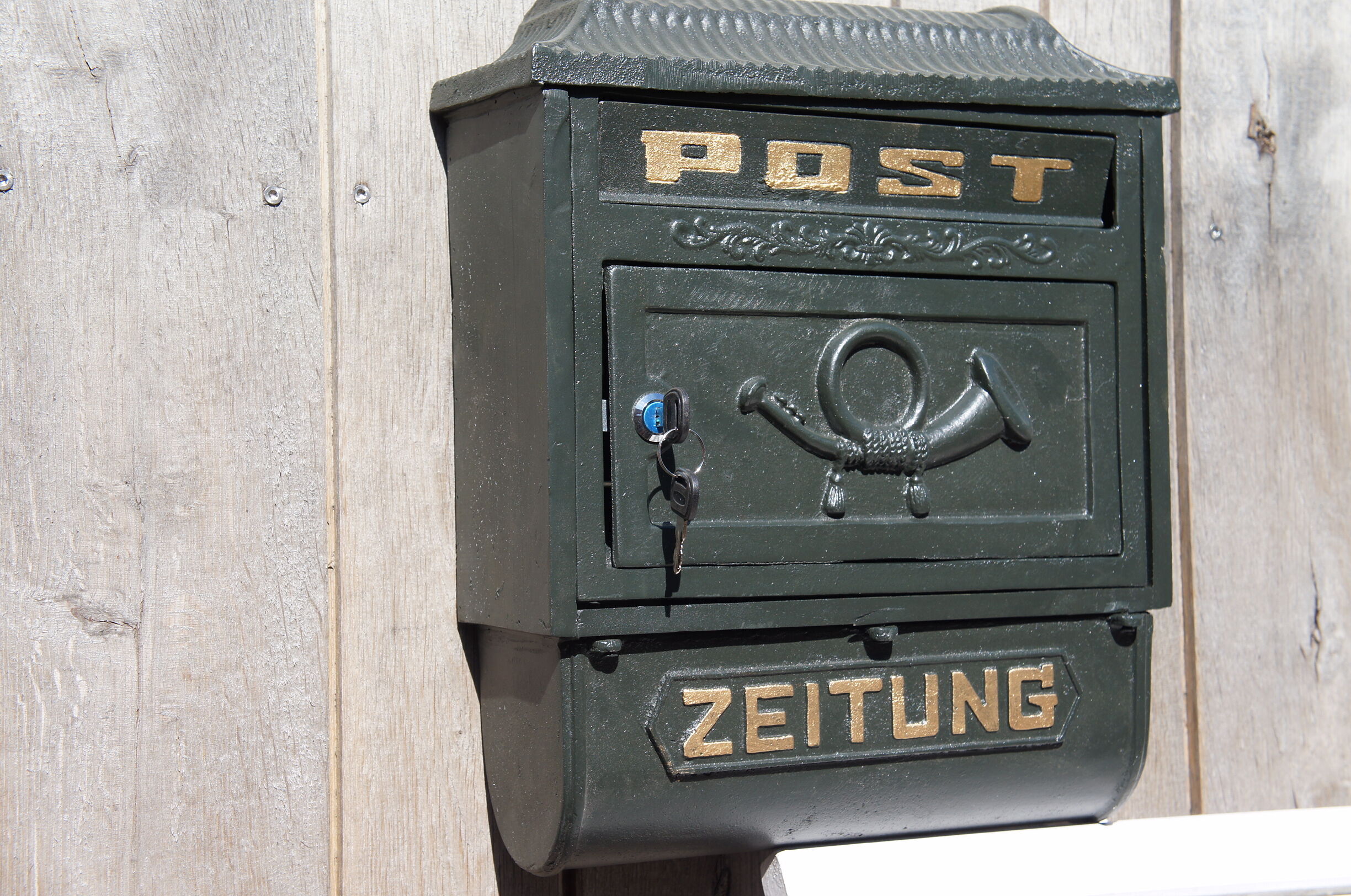 Brunnen-Briefkasten-Wassersaeule-035 Wandbriefkasten, Postkasten, Briefkasten mit Zeitungsrolle, Post, Brief